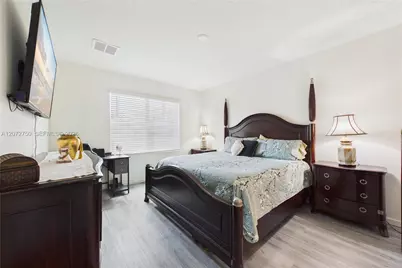 301 SE Volkerts Ter, Port Saint Lucie, FL 34983 - Photo 23