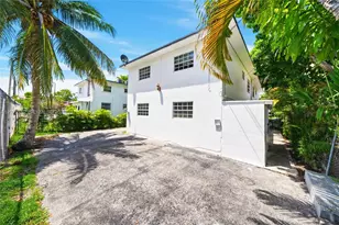 219 NW 10th Ave, Miami, FL 33128 - Photo 15