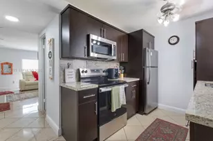 7757 SW 86th St, Miami, FL 33143 - Photo 9