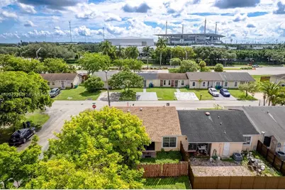 20404 NW 27th Ct, Miami Gardens, FL 33056 - Photo 17