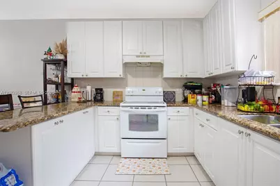 911 Hillcrest Ct #7, Hollywood, FL 33021 - Photo 9