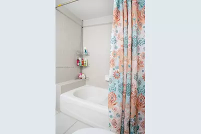 911 Hillcrest Ct #7, Hollywood, FL 33021 - Photo 13