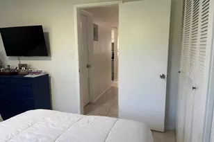 5610 NE 18th Ave, Fort Lauderdale, FL 33334 - Photo 11