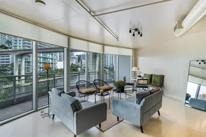 690 SW 1st Ct #501, Miami, FL 33130 - Photo 1