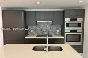 7661 NW 107th Ave, Doral, FL 33178 - Photo 9