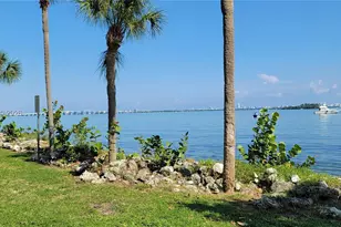 1750 N Bayshore Dr, Miami, FL 33132 - Photo 37