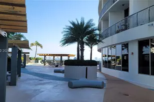1750 N Bayshore Dr, Miami, FL 33132 - Photo 57