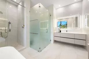 1875 NE 193rd St, Miami, FL 33179 - Photo 39
