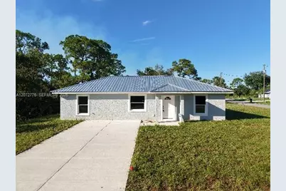 220 E Canal Way NE, Lake Placid, FL 33852 - Photo 1