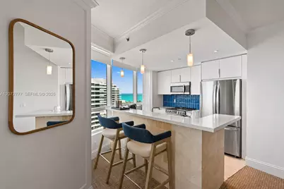 4401 Collins Ave #1115, Miami Beach, FL 33140 - Photo 11