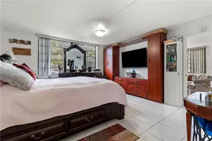 1101 Colony Point Cir, Pembroke Pines, FL 33026 - Photo 11