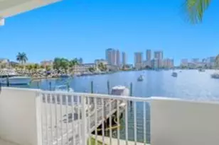 462 Golden Isles Dr, Hallandale Beach, FL 33009 - Photo 3