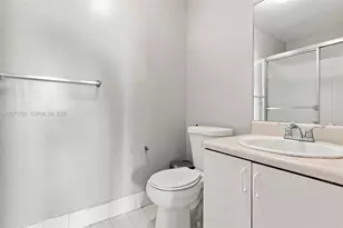 6976 SW 39th St, Davie, FL 33314 - Photo 15