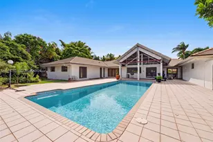 14321 SW 99th Ct, Miami, FL 33176 - Photo 3