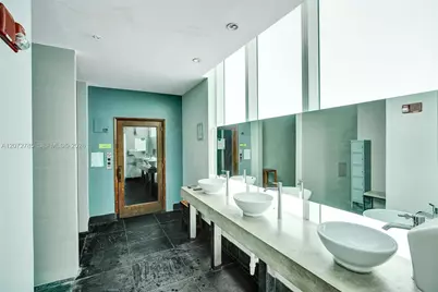 133 NE 2nd Ave #1013, Miami, FL 33132 - Photo 43