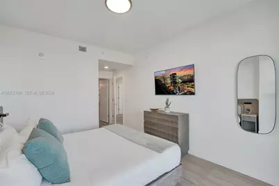 580 72nd St #1012, Miami Beach, FL 33141 - Photo 15