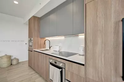 580 72nd St #1012, Miami Beach, FL 33141 - Photo 5