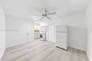 596 NW 109th St, Miami, FL 33168 - Photo 3