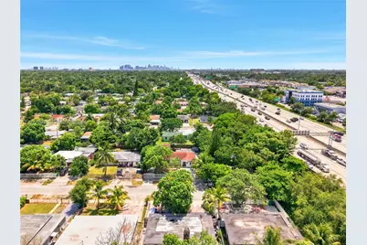 596 NW 109th St #1, Miami, FL 33168 - Photo 15