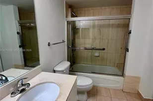 1750 N Bayshore Dr, Miami, FL 33132 - Photo 13