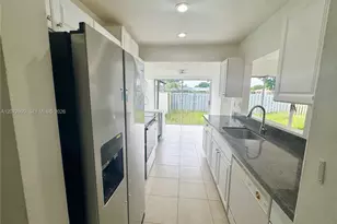 11002 SW 122nd Pl, Miami, FL 33186 - Photo 3