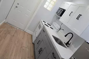845 NW 3rd St, Miami, FL 33128 - Photo 5