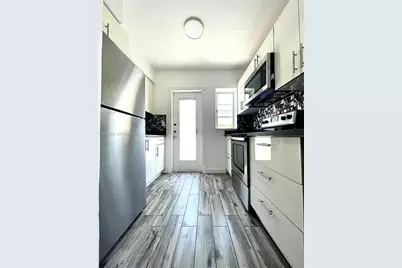 500 77th St #3, Miami Beach, FL 33141 - Photo 9