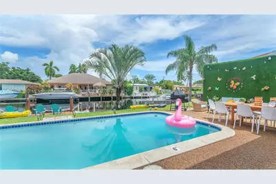 151 SE 9th Ct, Pompano Beach, FL 33060 - Photo 25