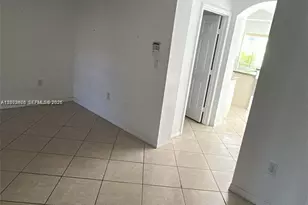 937 SW 143rd Ave, Pembroke Pines, FL 33027 - Photo 13