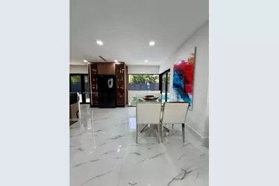 6901 S Miami Lakeway S, Miami Lakes, FL 33014 - Photo 11