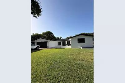 6901 S Miami Lakeway S, Miami Lakes, FL 33014 - Photo 5