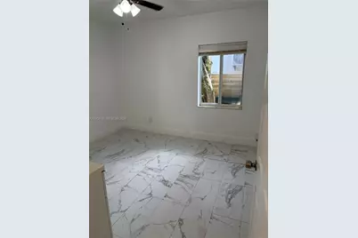 2 NE 45th St #4, Miami, FL 33137 - Photo 13