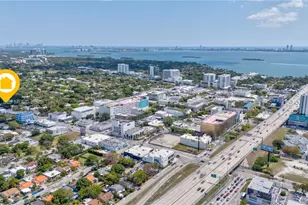 2 NE 45th St, Miami, FL 33137 - Photo 15