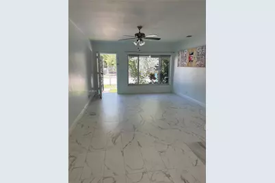 2 NE 45th St #4, Miami, FL 33137 - Photo 3