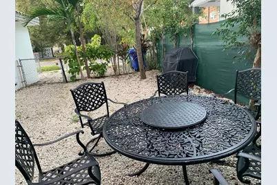 2 NE 45th St #4, Miami, FL 33137 - Photo 9