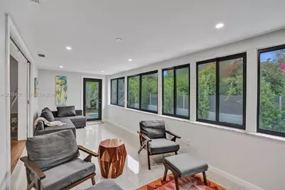 1064 NE 97th St, Miami Shores, FL 33138 - Photo 5