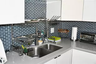 1000 E Island Blvd, Aventura, FL 33160 - Photo 9