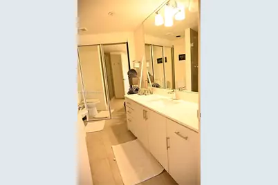 1000 E Island Blvd #303, Aventura, FL 33160 - Photo 45