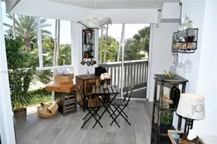 1000 E Island Blvd, Aventura, FL 33160 - Photo 9