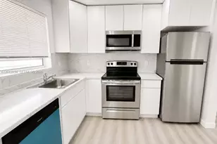 5090 SW 64th Ave, Davie, FL 33314 - Photo 3