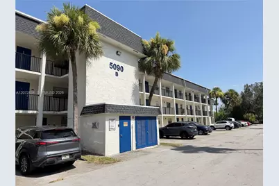 5090 SW 64th Ave #305, Davie, FL 33314 - Photo 1