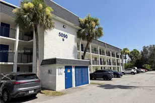 5090 SW 64th Ave, Davie, FL 33314 - Photo 1