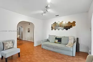 23 NE 46th St, Miami, FL 33137 - Photo 11