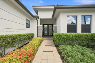 8875 NW 161st Terrace, Miami Lakes, FL 33018 - Photo 3