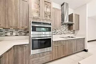 8875 NW 161st Terrace, Miami Lakes, FL 33018 - Photo 11