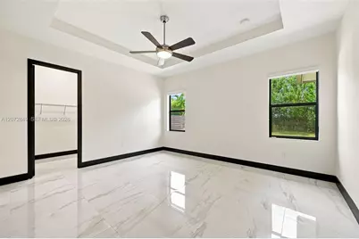 8875 NW 161st Ter, Miami Lakes, FL 33018 - Photo 13