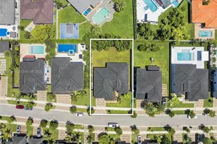 8875 NW 161st Terrace, Miami Lakes, FL 33018 - Photo 33