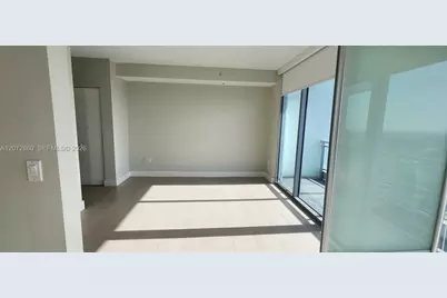 92 SW 3rd St #4308, Miami, FL 33130 - Photo 11