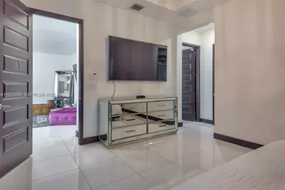 8820 NW 155th Ter #0, Miami Lakes, FL 33018 - Photo 7