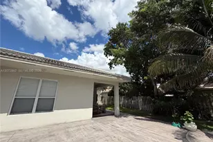 16747 NW 10th St, Pembroke Pines, FL 33028 - Photo 19
